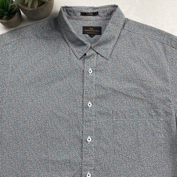 Rodd & Gunn Sports Fit Micro Pattern Short Sleeve Button Up (White/Blue/Orange) - Picture 5 of 16